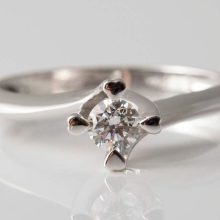 image_8e94cd7f-d5f3-4b95-974b-b60b00559620.jpg image ecdf df b b bb