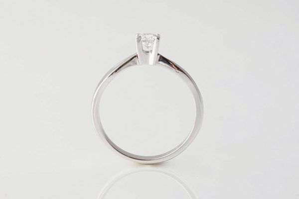 image_a834f048-24cc-48d2-bf4f-e0d559b628fc.jpg image af cc d bff edbfc